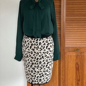 Velvet | Leopard Print Cashmere Pencil Skirt | M
